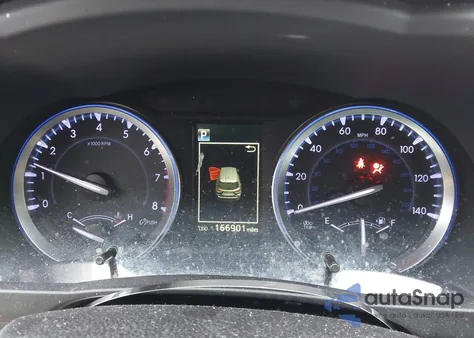 2019 Toyota Highlander Xle из США, поврежденный, VIN 5TDJZRFHXKS572804